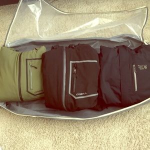 Medium snowboard/ski jackets